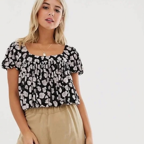 Free People Tops - Free People Meg’s leopard print crop top black pink bubble hem mesh size XS